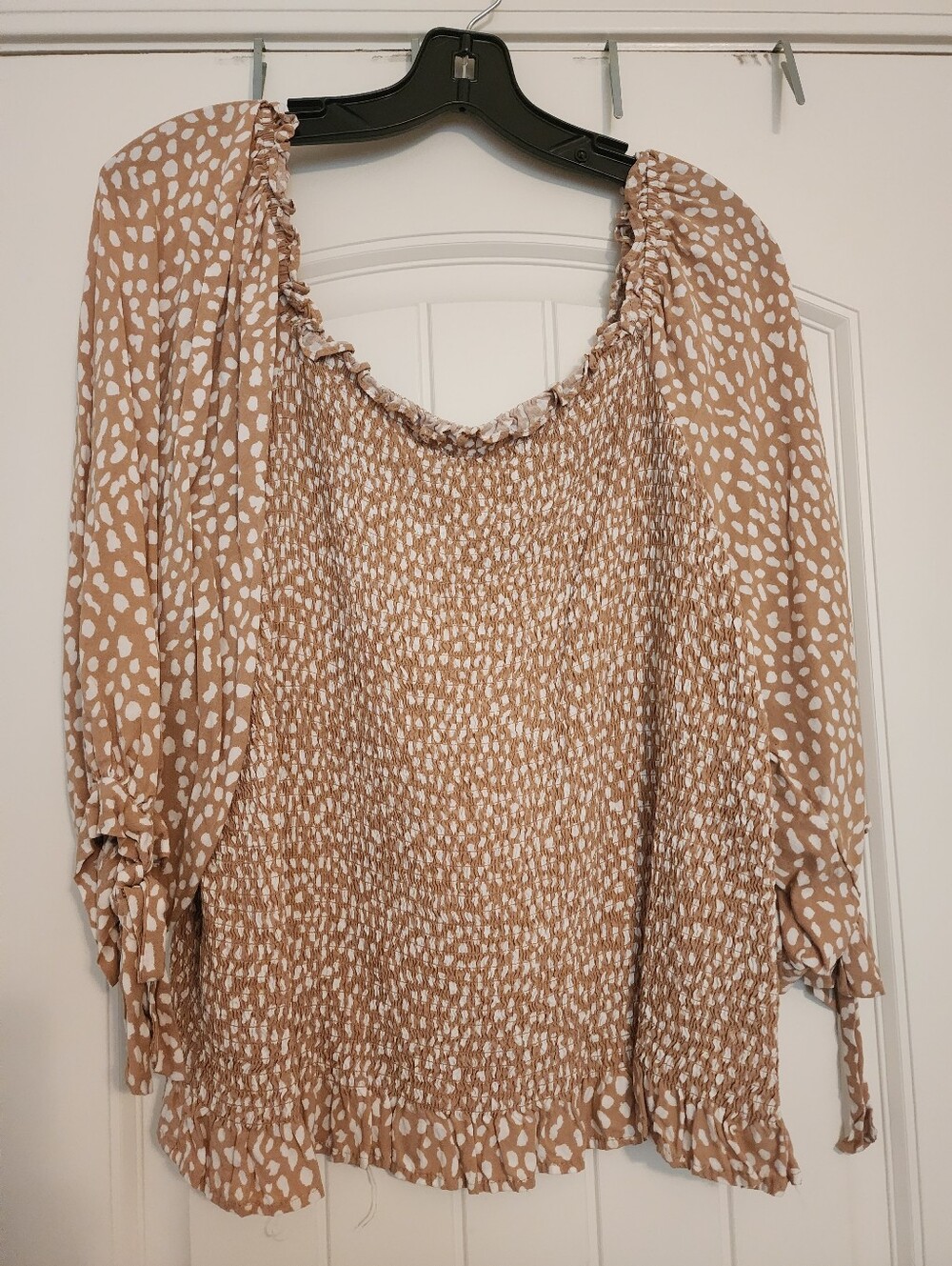 Cato Woven Smocked Peasant Blouse Beige Cream Polka Dot 18/20W